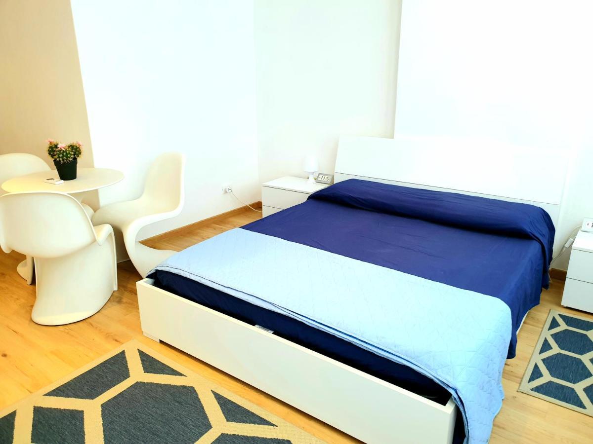 Central City Rooms 奧爾比亞 外观 照片