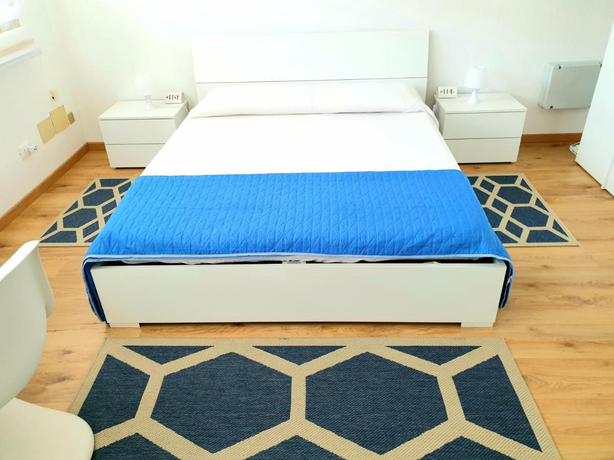 Central City Rooms 奧爾比亞 外观 照片