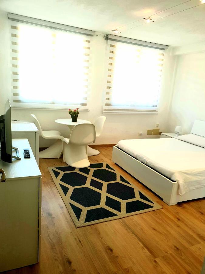 Central City Rooms 奧爾比亞 外观 照片